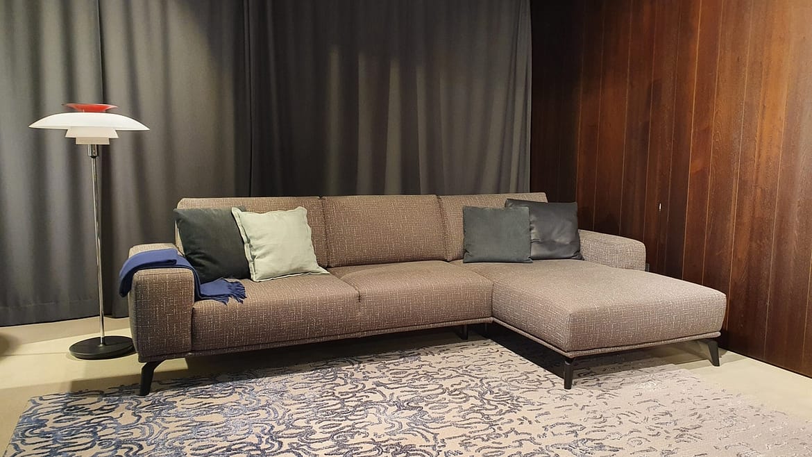 Ocean Sofa mit festem Kaltschaum Allergiker geeignet